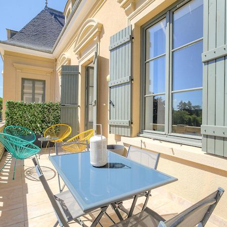 Chateau Ecully - Appartement 2 Chambres - Terrasse & Parking ภายนอก รูปภาพ